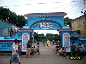 shah-makhdum-shrine